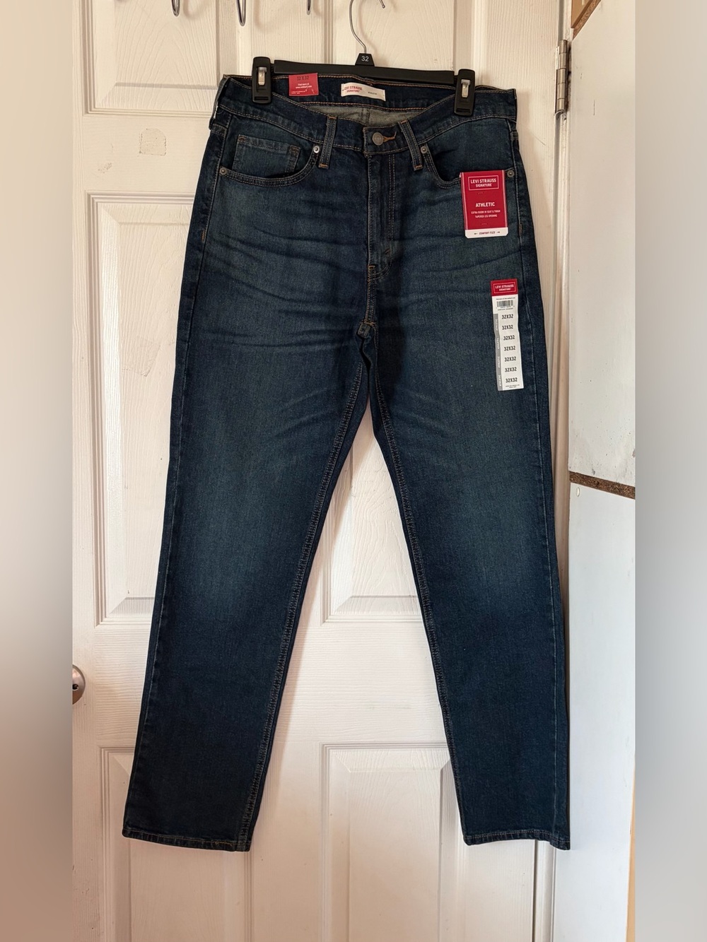 Levi Strauss.Co Signature Men's Straight Jeans - Dark Blue Sz 32x32